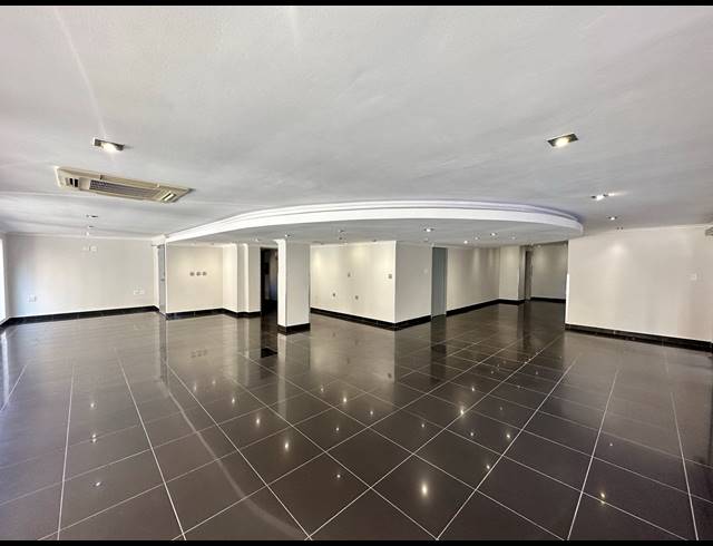 630M² OFFICE TO LET IN ROSEBANK